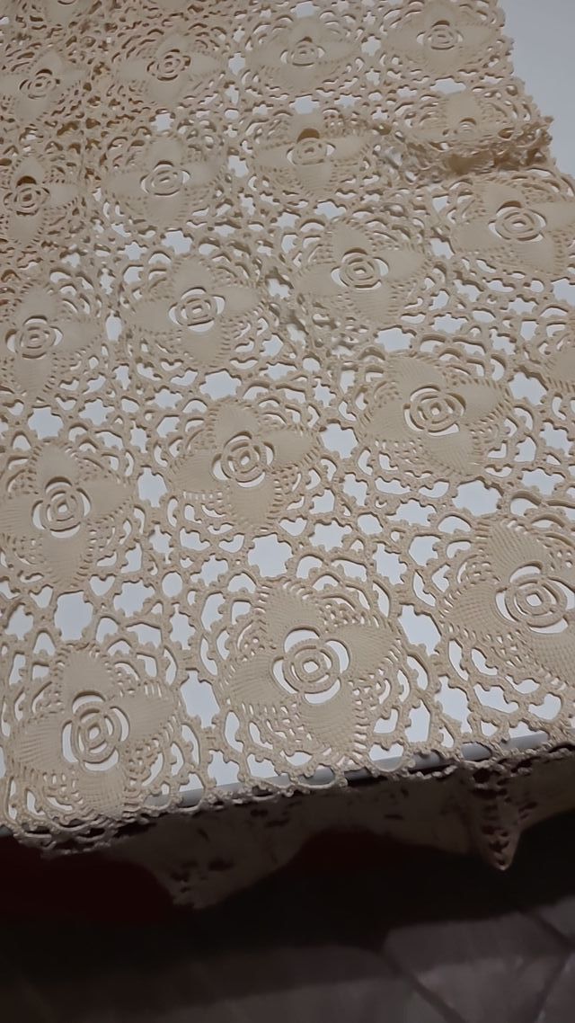 Centrotavola all'uncinetto molto grande 430x50