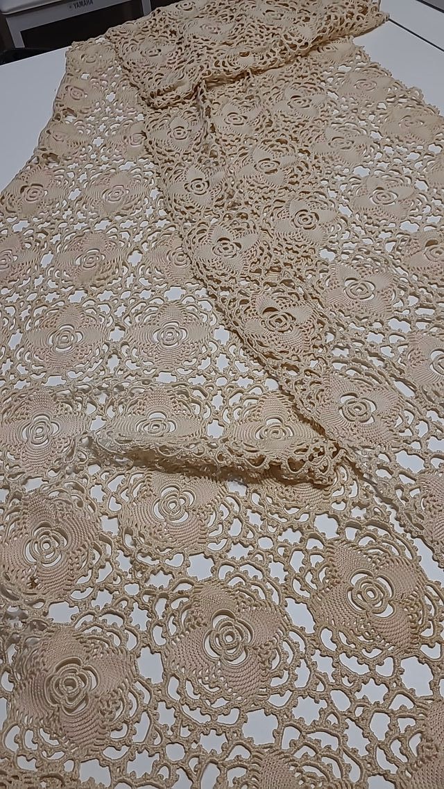 Centrotavola all'uncinetto molto grande 430x50