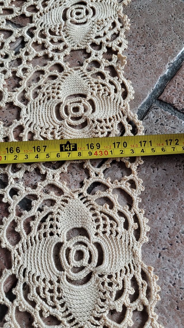 Centrotavola all'uncinetto molto grande 430x50