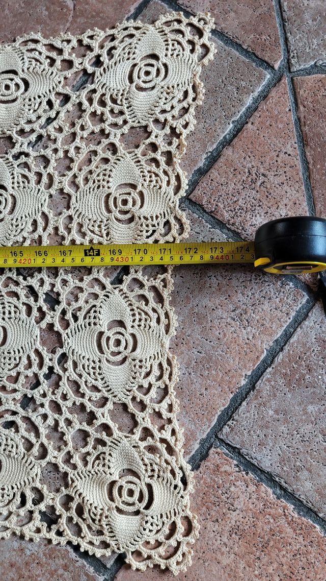 Centrotavola all'uncinetto molto grande 430x50