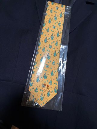 Corbata Amarilla con estampado