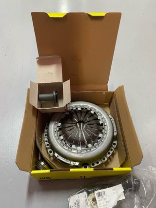 Kit Embrague Luk con retén/guía y horquilla PSA.