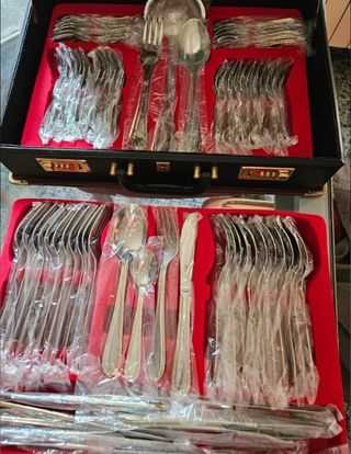 Cubertería Solingen filo oro 24 piezas