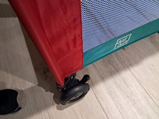 Oferta!!!! Cuna de viaje plegable con ruedas.
