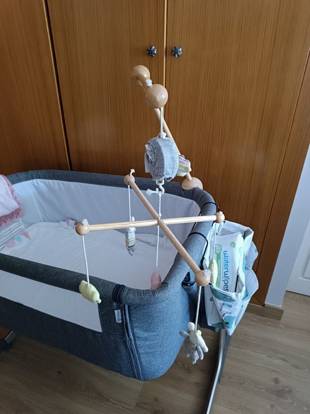Móvil musical bebe de madera