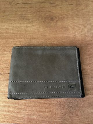 Cartera Quicksilver