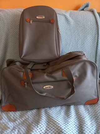 Set viaje CATAL: Mochila + Bolsa