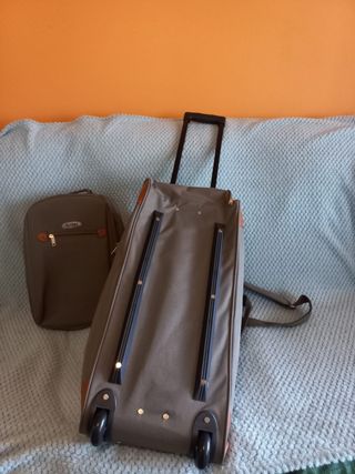 Set viaje CATAL: Mochila + Bolsa