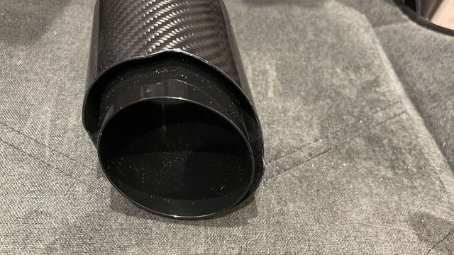 Punta o Cola de escape de coche