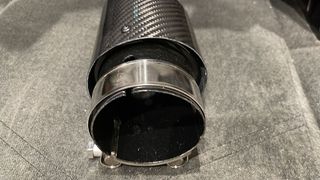 Punta o Cola de escape de coche