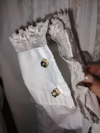 Camisa blanca flamenca