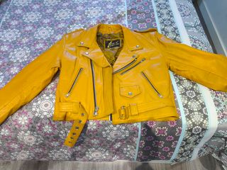 Chaqueta de piel para mujer