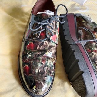 Zapatos multicolor Hispanitas