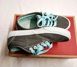 ZAPATILLAS de VANS NÚM 36 CHICA