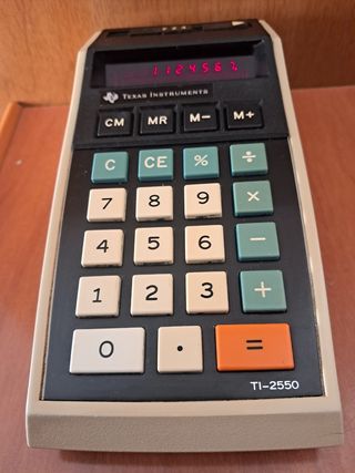 CALCULADORA TEXAS INTRUMENTS TI-2550 VINTAGE