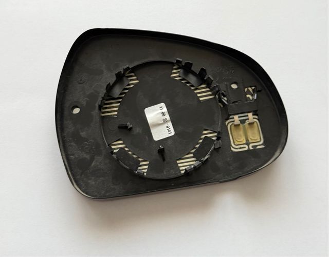 Cristal de retrovisor izquierdo