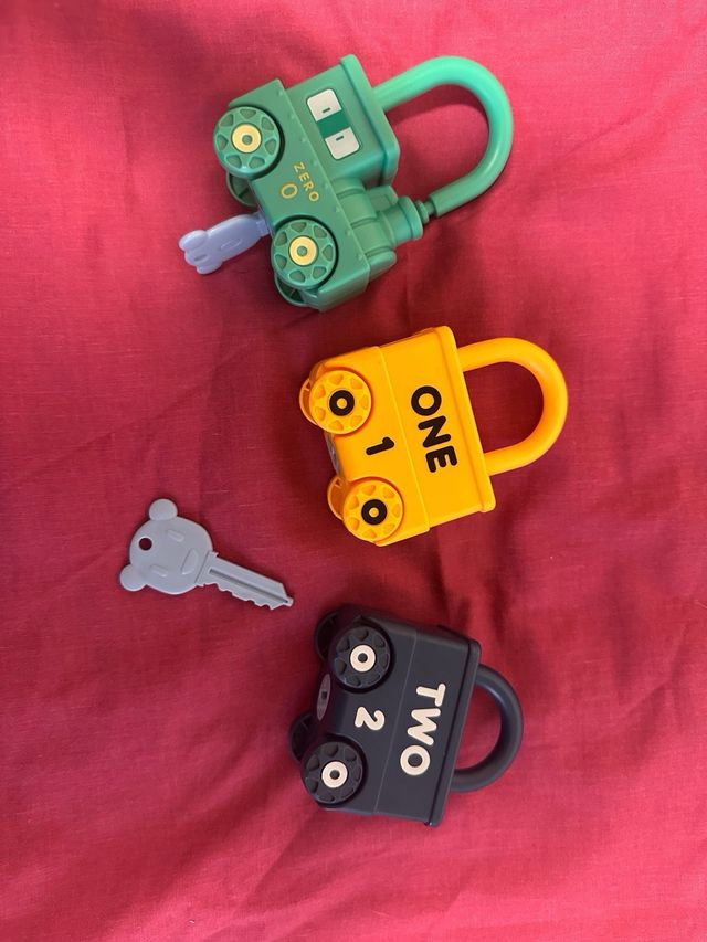 Cerraduras infantiles - Tren, Policía, Escolar