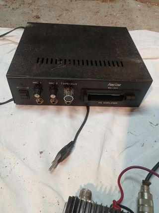 AMPLIFICADOR CON CASETTE