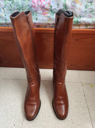 BOTAS ALTAS DE MUJER