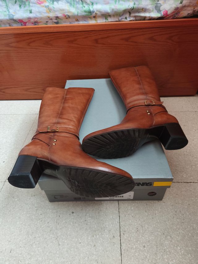 BOTAS ALTAS DE MUJER