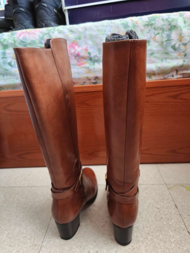 BOTAS ALTAS DE MUJER
