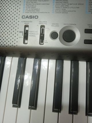 TECLADO Casio ctk 1300