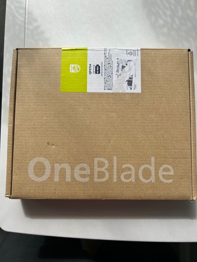 Corta Pelo Philips ( L8 )