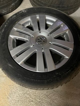 4 Llantas Volkswagen 15" en perfecto estados