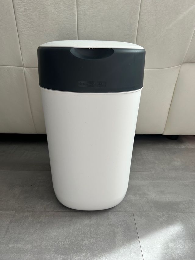 Contenedor de pañales ( L8 )