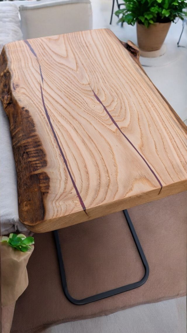 Tavolino da caffè - Legno massello e resina