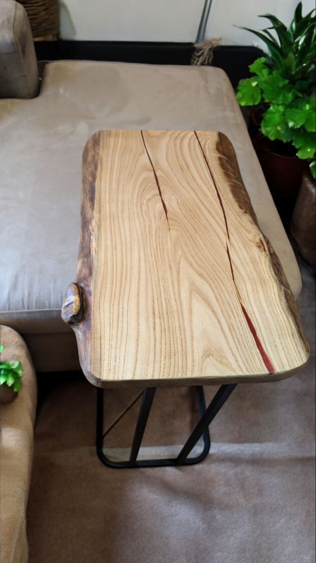 Tavolino da caffè - Legno massello e resina