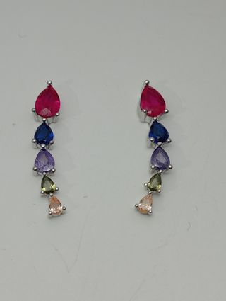 Originales pendientes zirconita plata de ley.