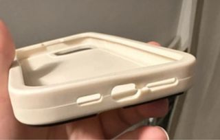 Funda iPhone 14 Pro Max Bimba y Lola