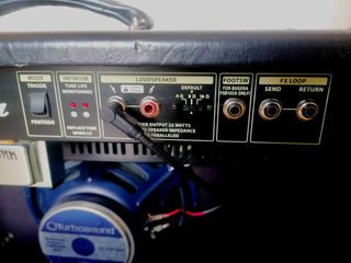 Amplificador a válvulas Bugera V22 Infinium
