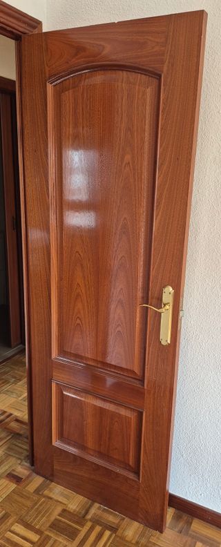 PUERTAS madera maciza