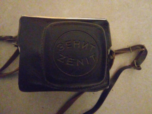 Zénit 11: Cámara Antigua