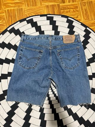 Jeans Levis.
