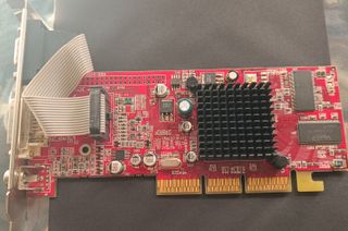 Tarjeta Grafica AGP ATI Radeon RV6DE-NB3/H