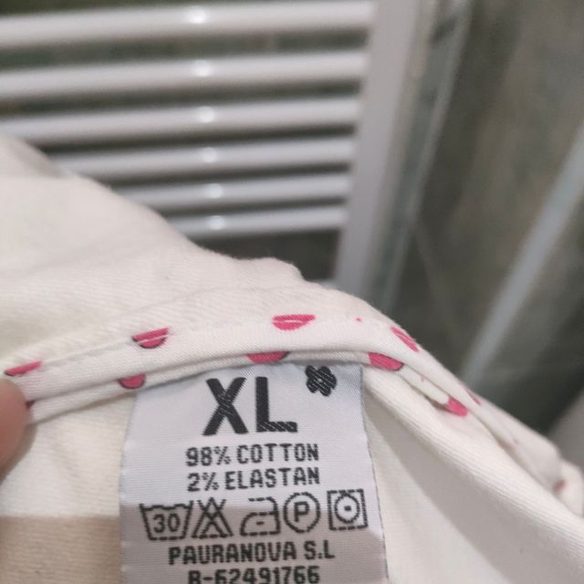 Chaqueta beige ligera