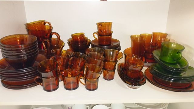 Juego vajilla, café, porcelana y cristaleria