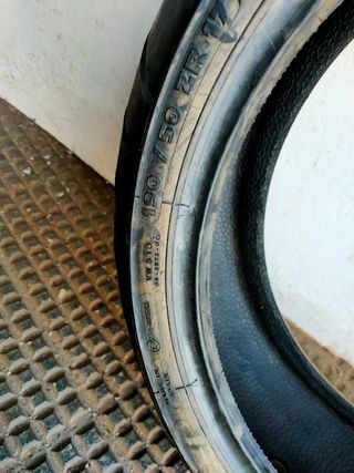 Neumáticos Moto usado 