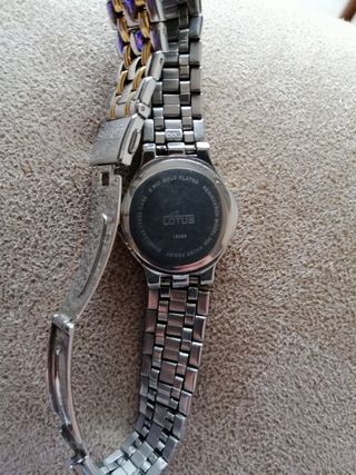 Reloj lotus
