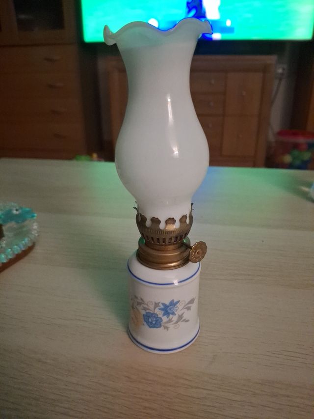 Lampara aceite porcelana vintage
