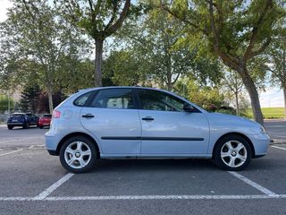 SEAT Ibiza 2004
