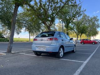 SEAT Ibiza 2004