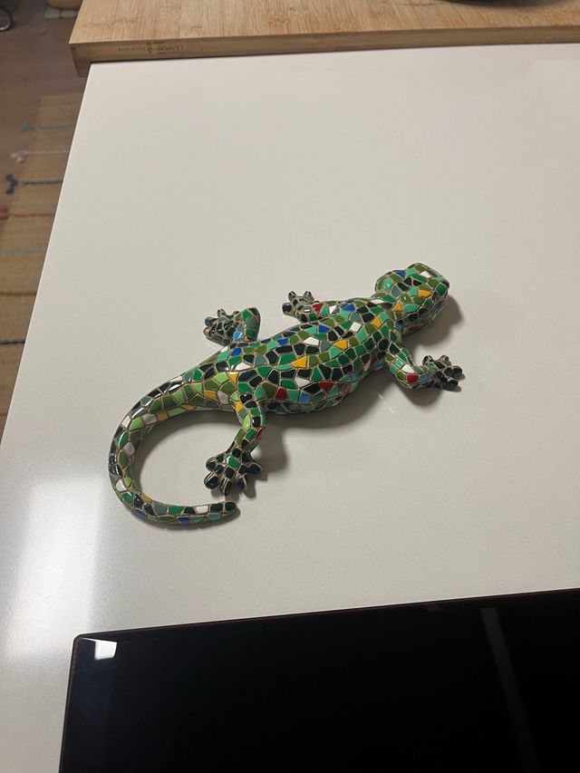 Figura lagarto cerámica y barro