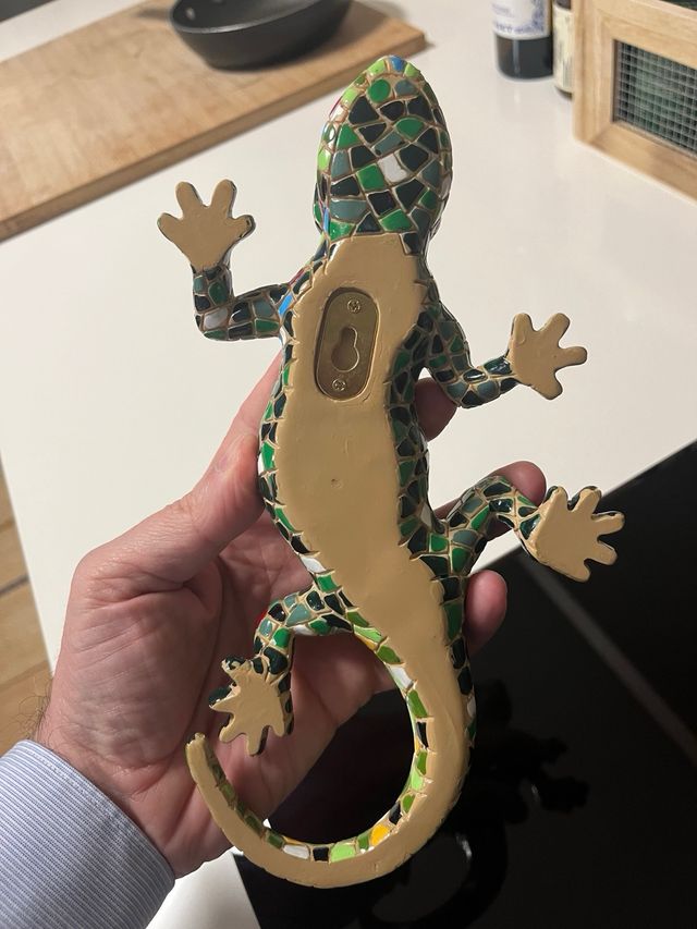 Figura lagarto cerámica y barro