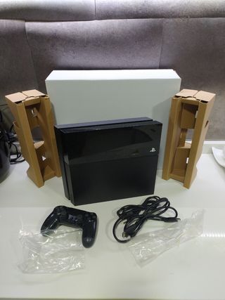 PS4 (PlayStation 4) FAT negra