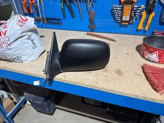 Espejo izquierdo kia sportage del año  2000