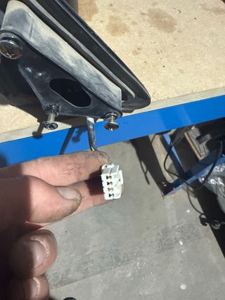 Espejo izquierdo kia sportage del año  2000